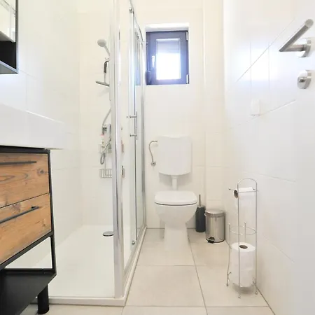 Διαμέρισμα With Parking Space Seline, Paklenica - 22077 Starigrad Paklenica